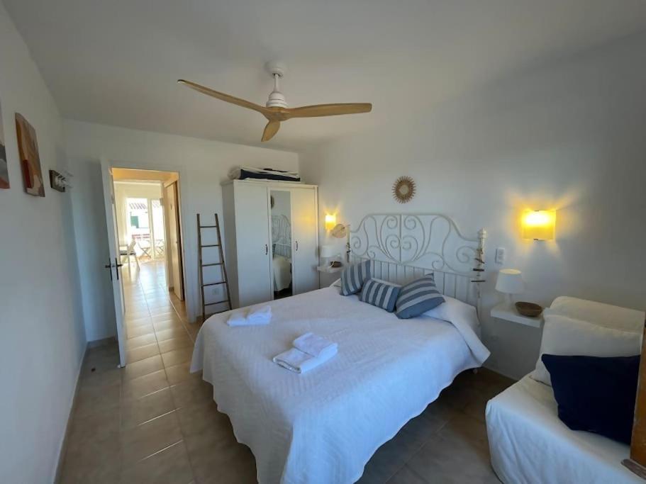 Algaiarens Apto Con Piscina Y Junto A La Playa Cala'N Blanes  Екстер'єр фото