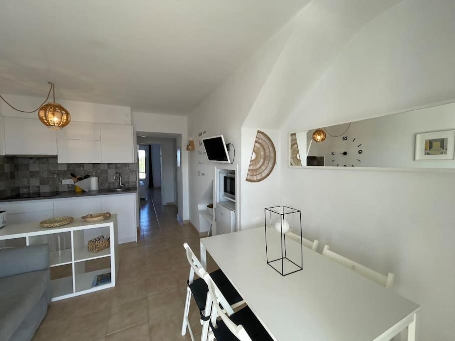 Algaiarens Apto Con Piscina Y Junto A La Playa Cala'N Blanes  Екстер'єр фото